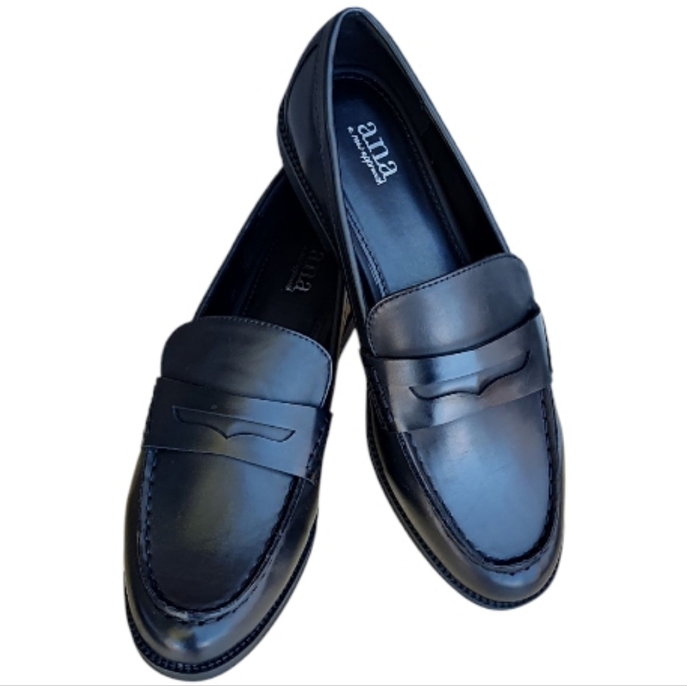 A.N.A. 'Luella' Black Faux Leather Penny Loafers Size 9 - Picture 2 of 10